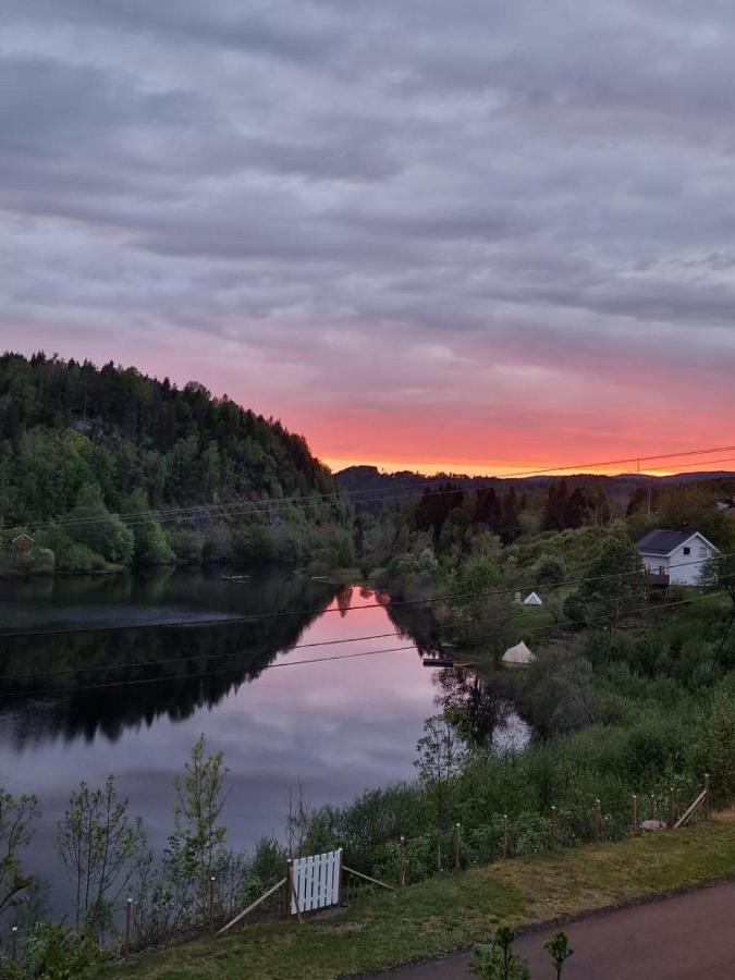 Glamping On Idyllic Lake, Paddle Boards & Rowboat Porsgrunn Exteriör bild