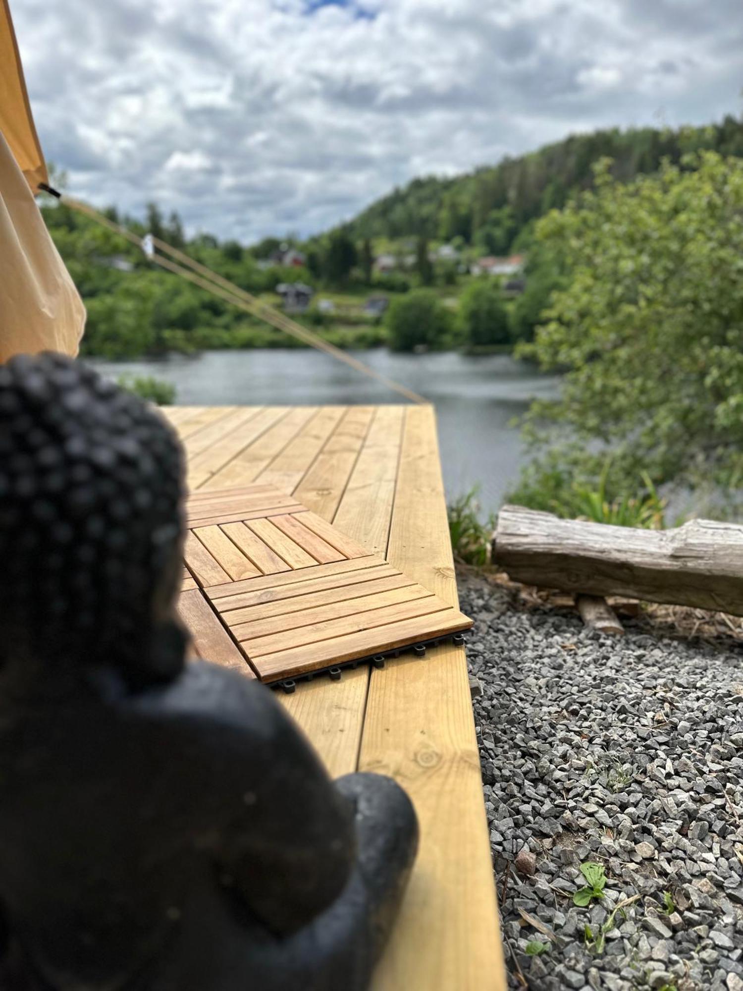 Glamping On Idyllic Lake, Paddle Boards & Rowboat Porsgrunn Exteriör bild